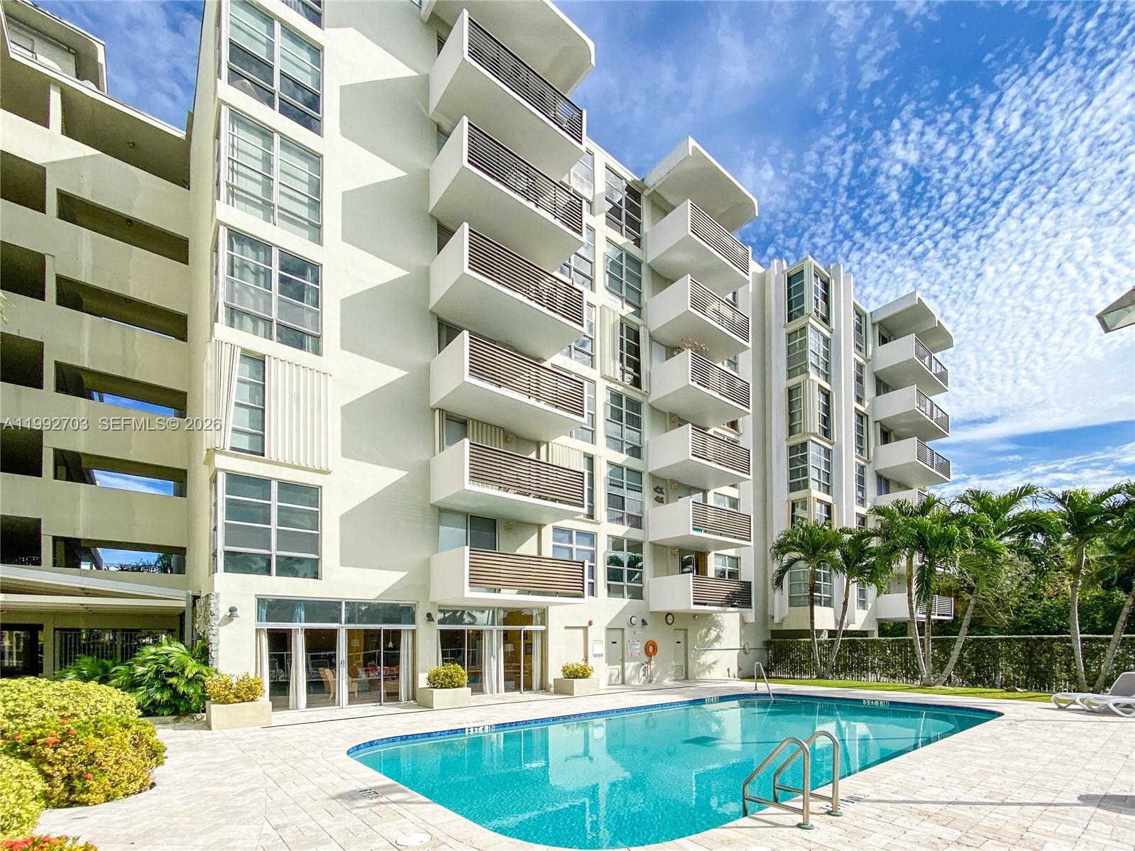 GUILDFORD CONDO - Residential