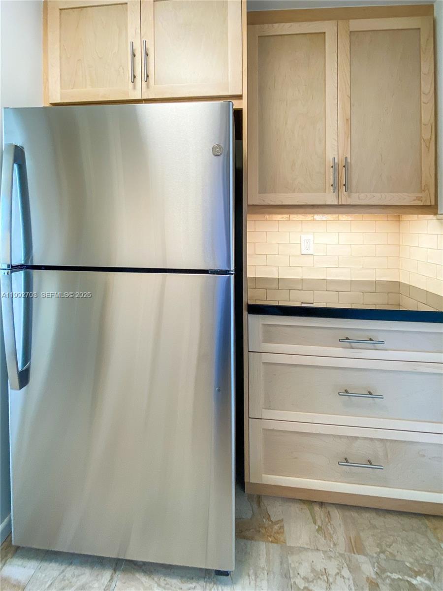 GUILDFORD CONDO - Residential