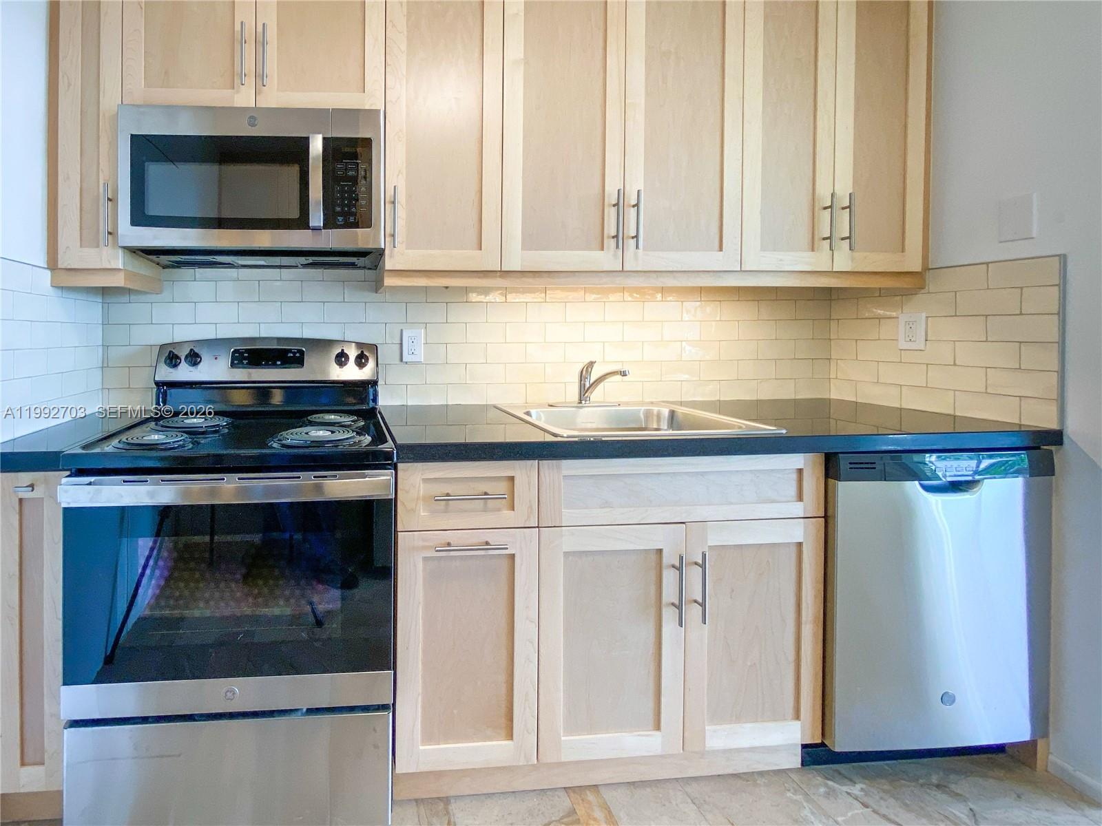 GUILDFORD CONDO - Residential