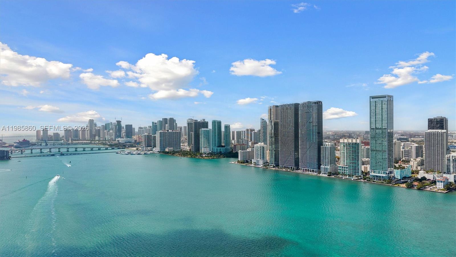 ARIA RESERVE SOUTH CONDO - Residential Lease