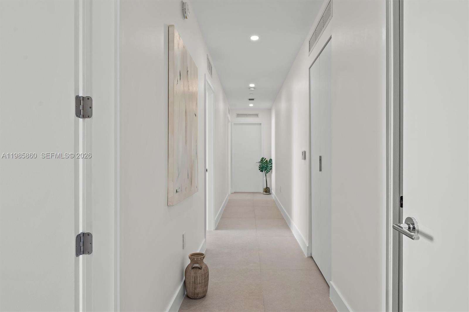 ARIA RESERVE SOUTH CONDO - Residential Lease