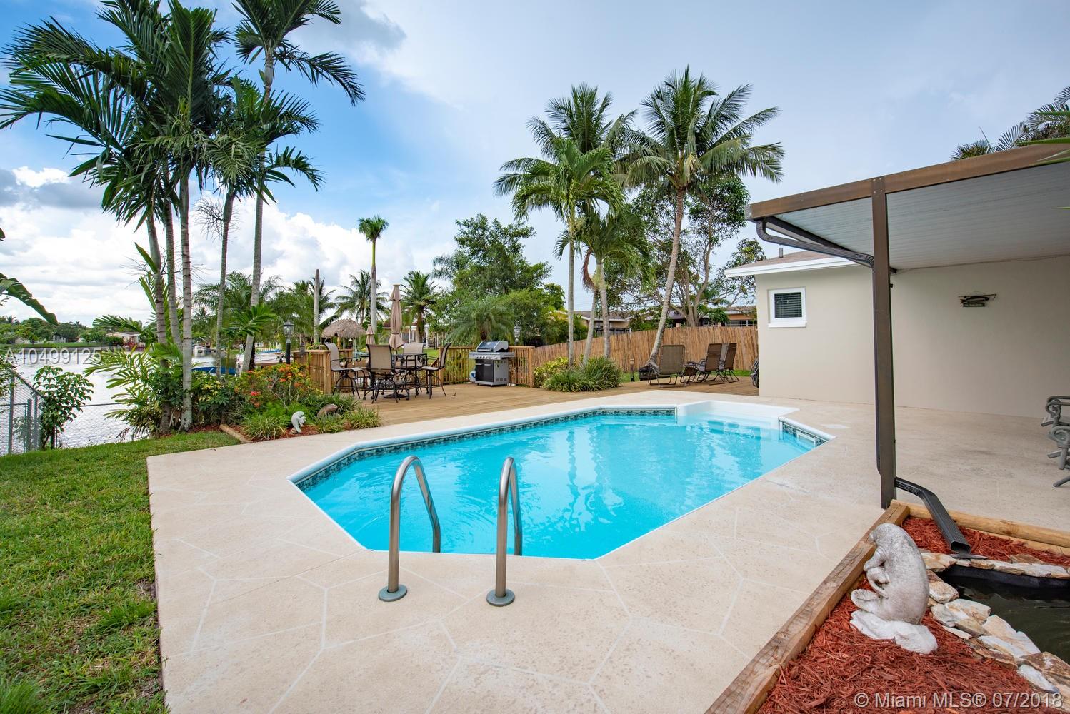 RAINBOW LAKES - Residential