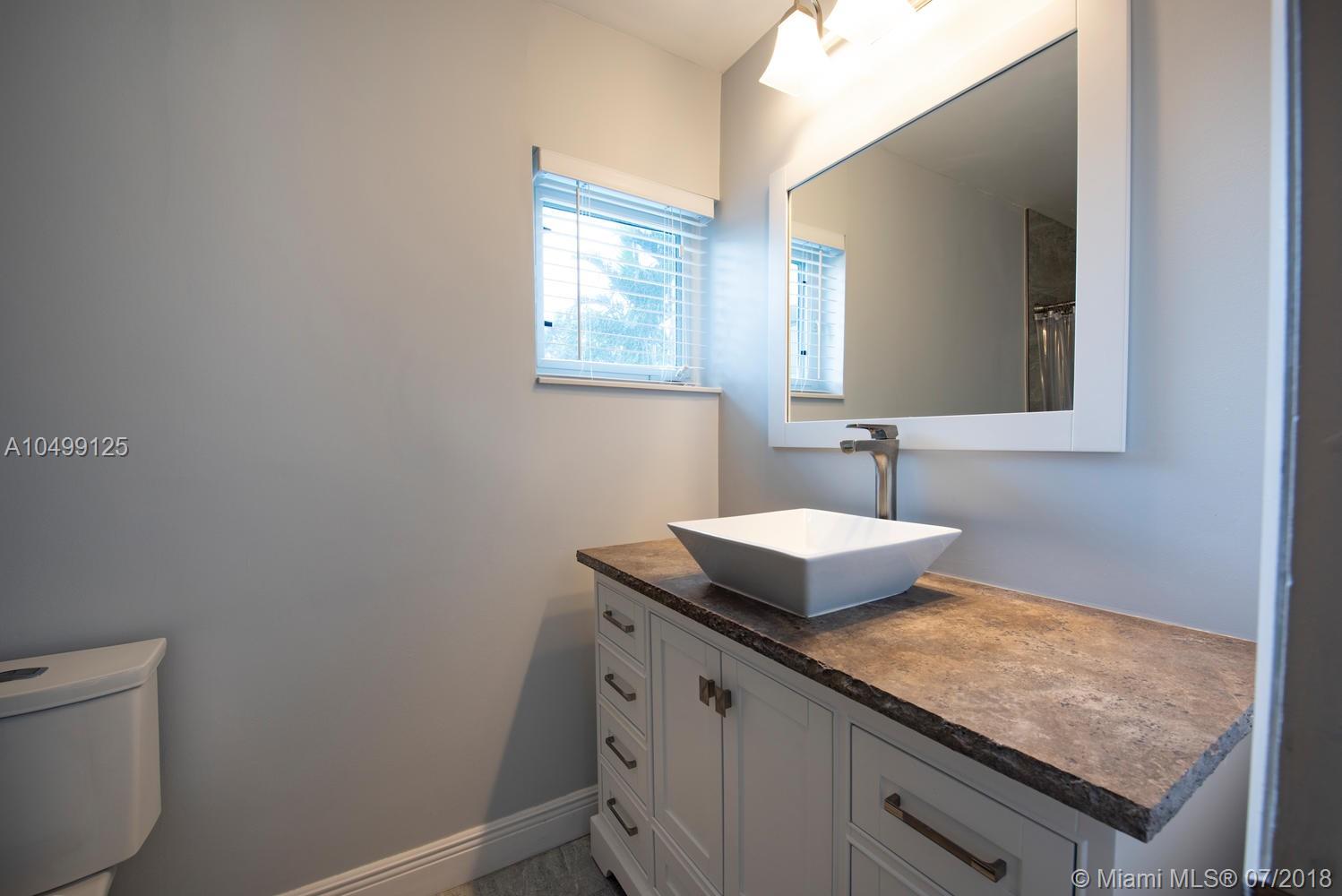 RAINBOW LAKES - Residential