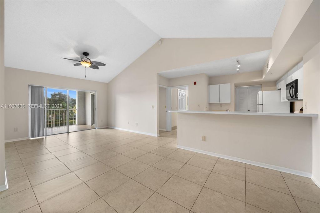 Photo of 2600 S University Dr #326, Davie, FL 33328 (MLS # A11928363)