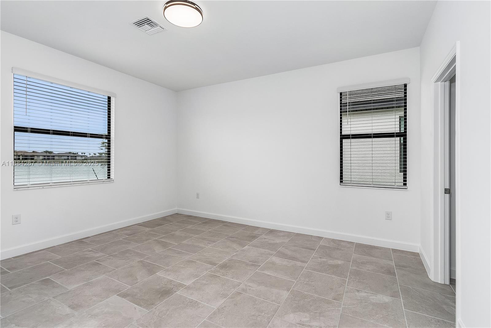 VERDANA VILLAGE - Residential