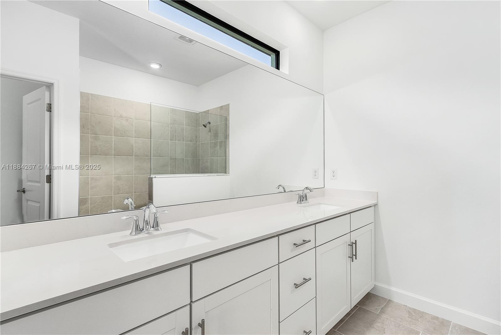 VERDANA VILLAGE - Residential