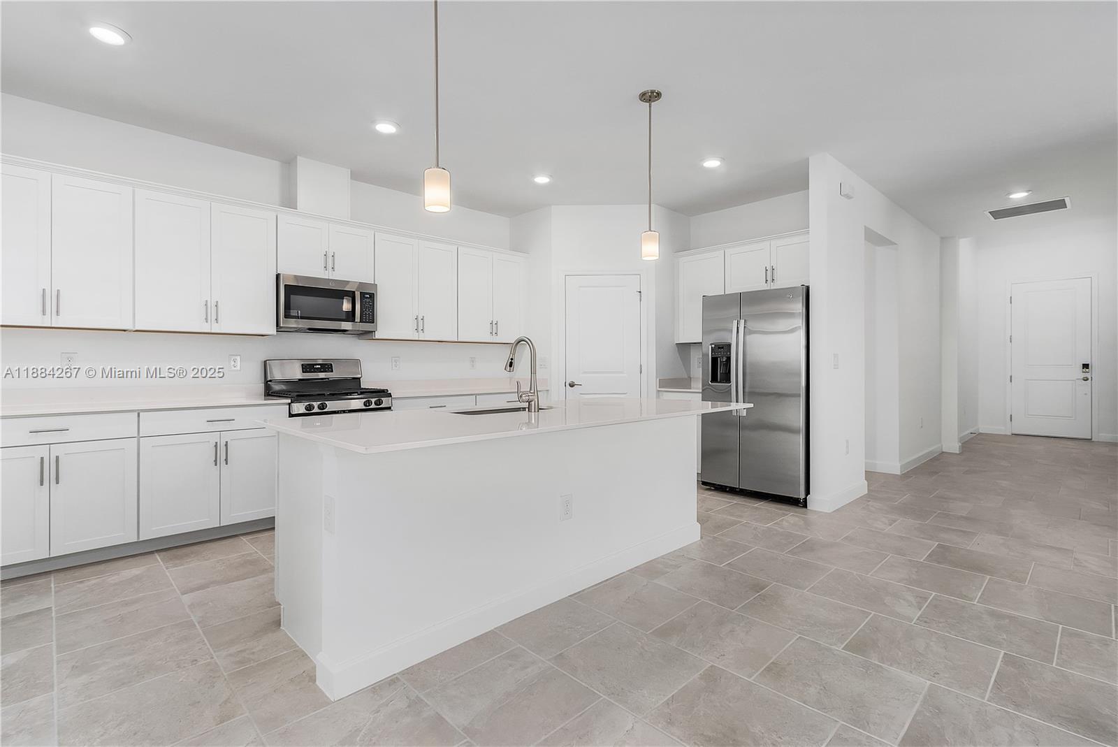 VERDANA VILLAGE - Residential