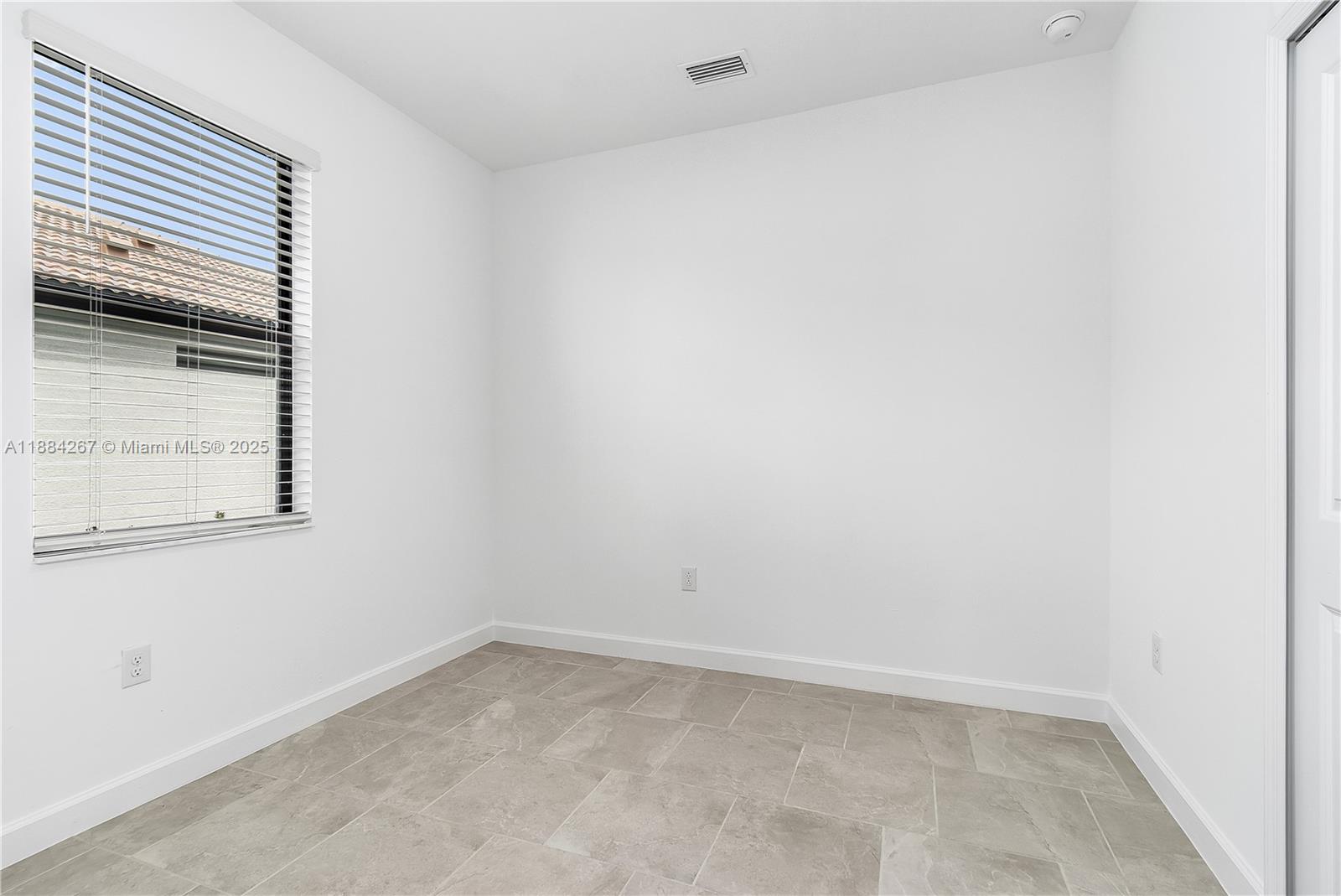 VERDANA VILLAGE - Residential