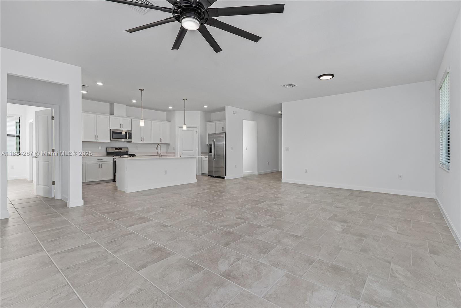 VERDANA VILLAGE - Residential