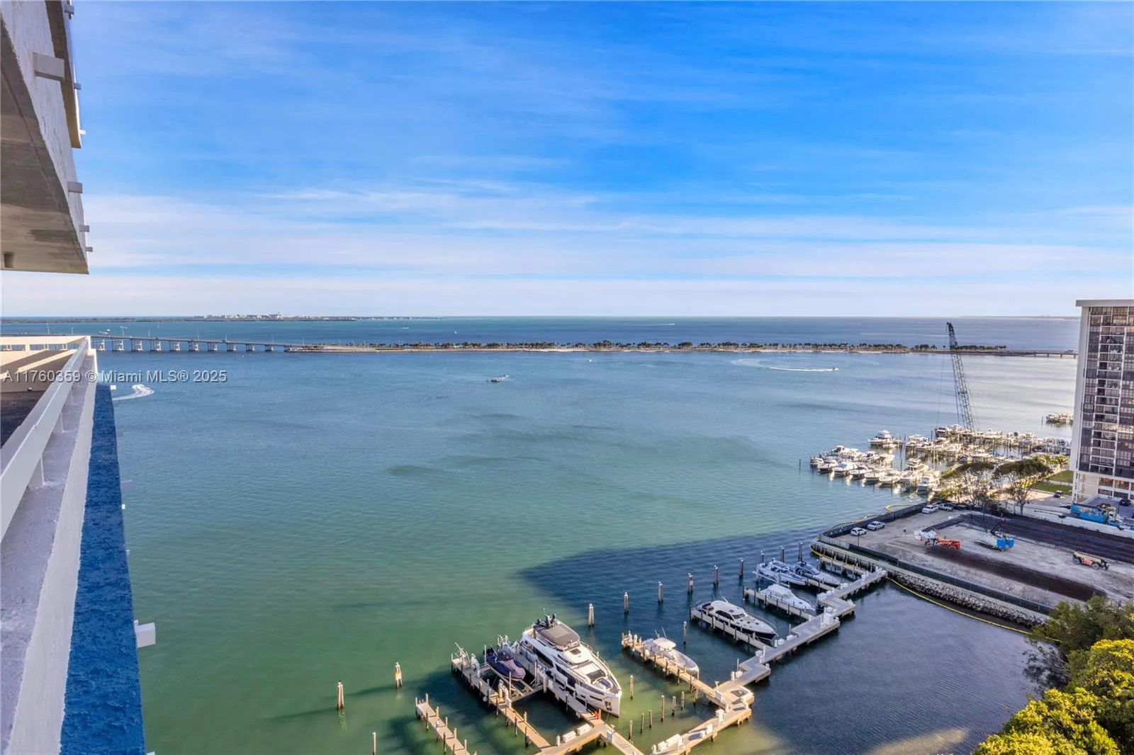 Miami, Florida 33129, United States, 2 Bedrooms Bedrooms, ,3 BathroomsBathrooms,Residential,Pending,85494