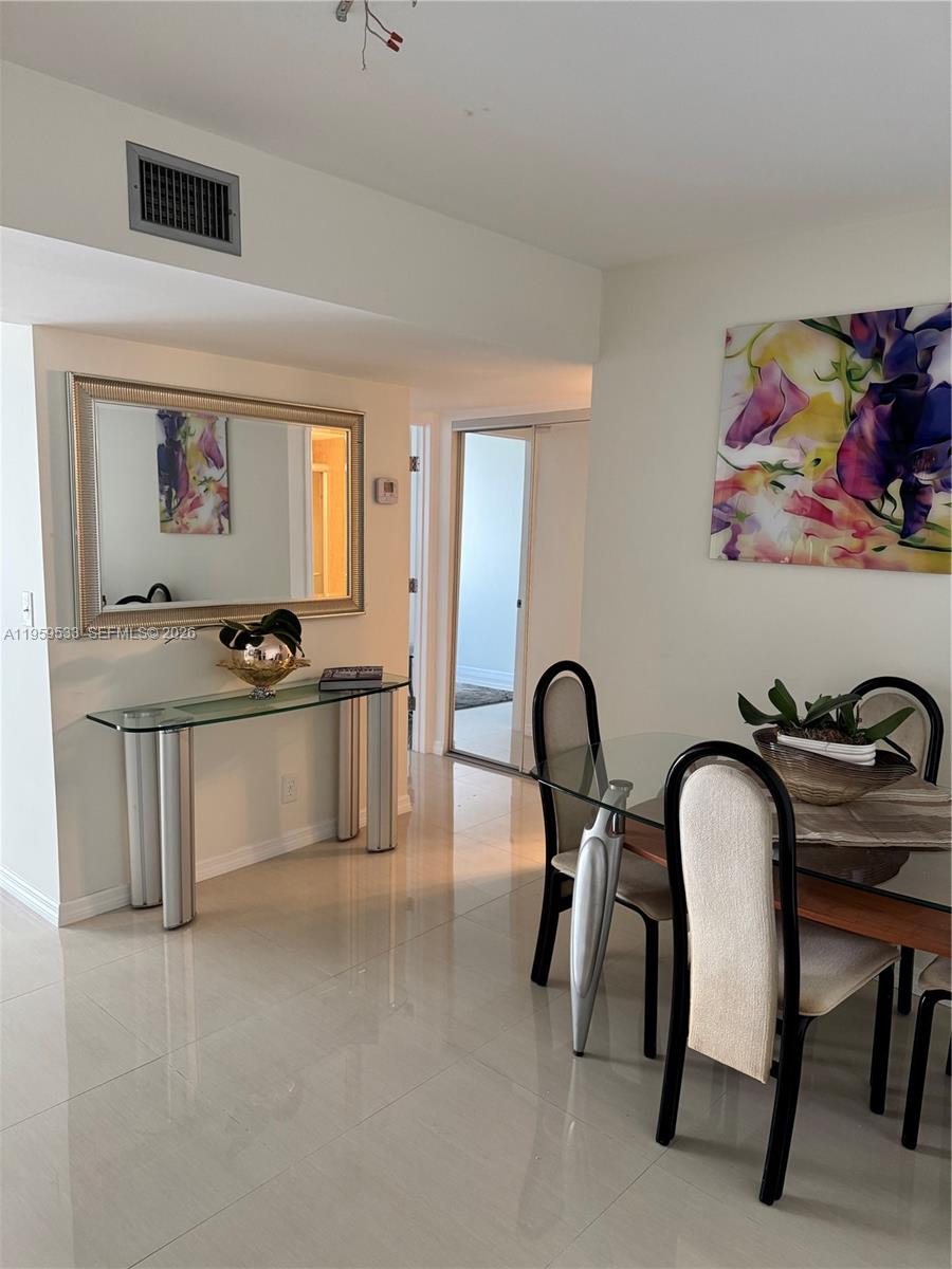 CARLTON BAY CONDO - Residential Lease