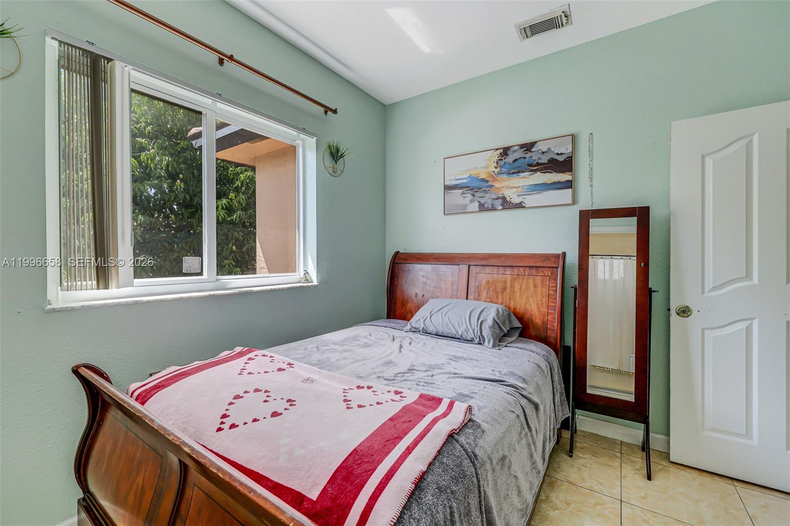 MILON VENTURE - Residential