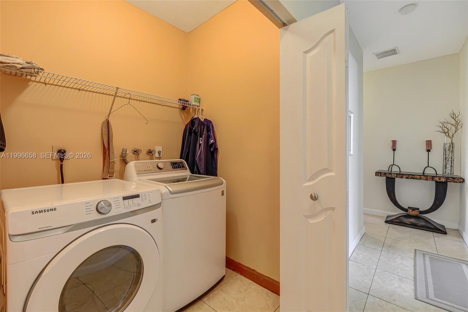 MILON VENTURE - Residential