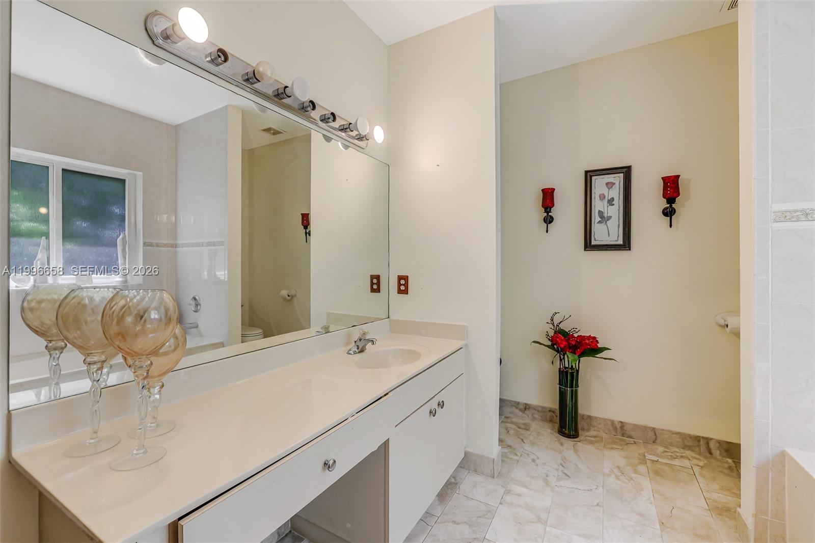 MILON VENTURE - Residential