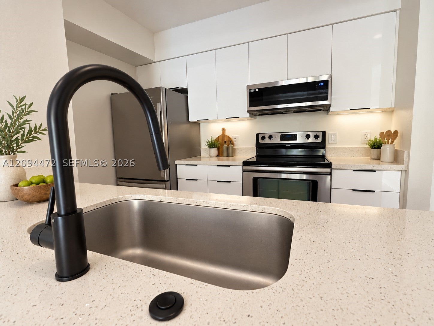 12124 Saint Andrews Pl 305
