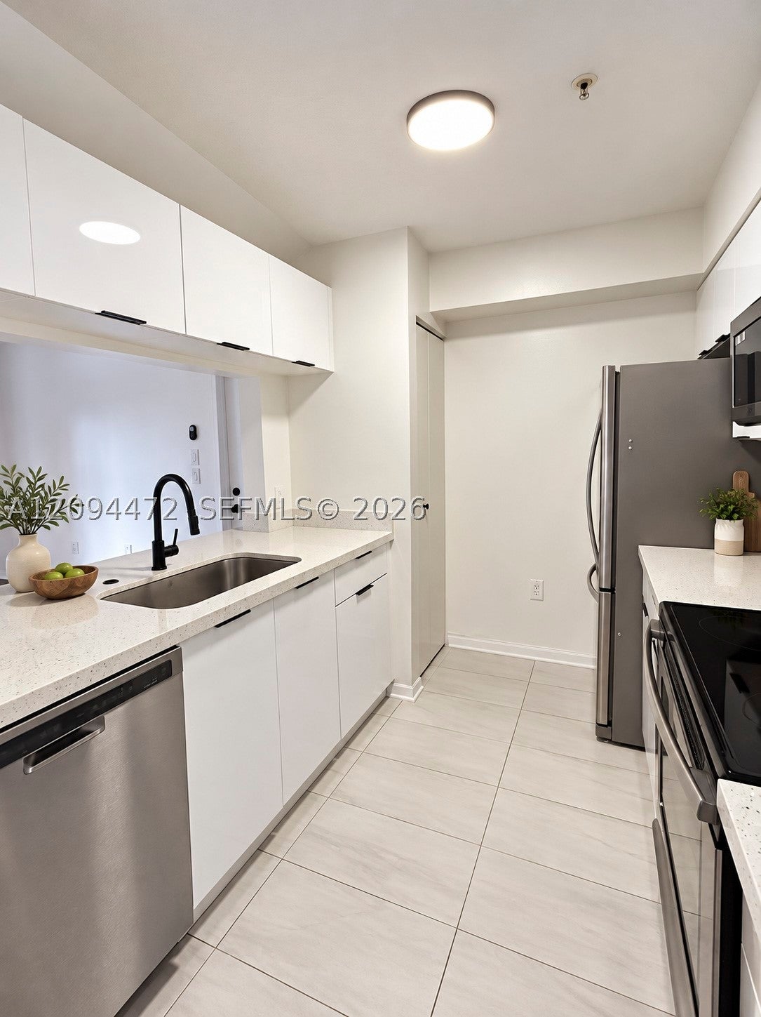 12124 Saint Andrews Pl 305