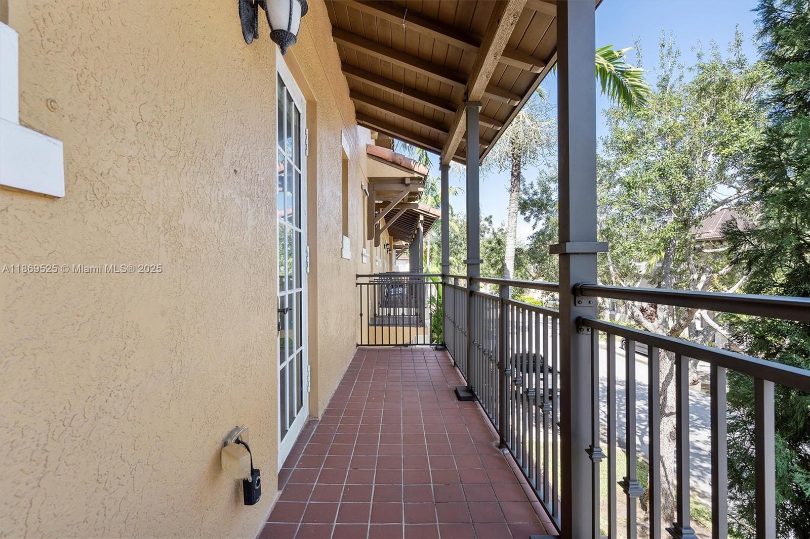 MEADOW PINES - Residential