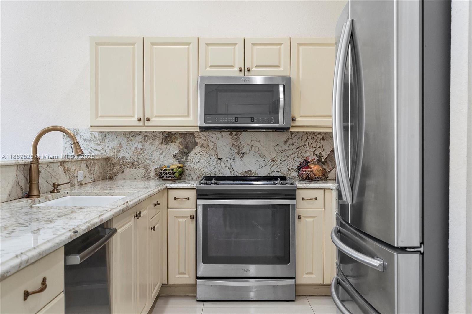 MEADOW PINES - Residential