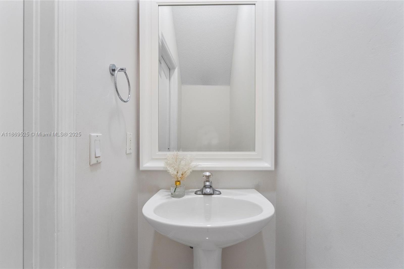 MEADOW PINES - Residential