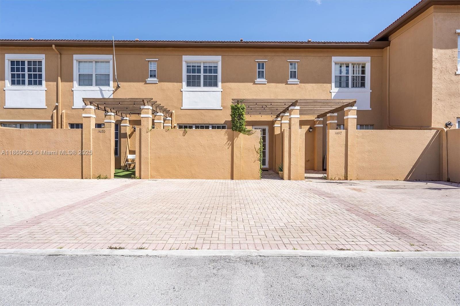 MEADOW PINES - Residential