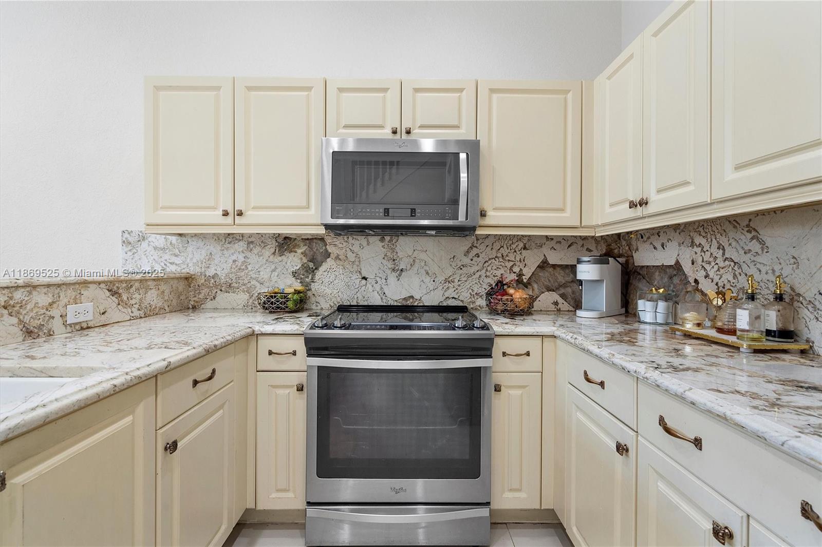 MEADOW PINES - Residential