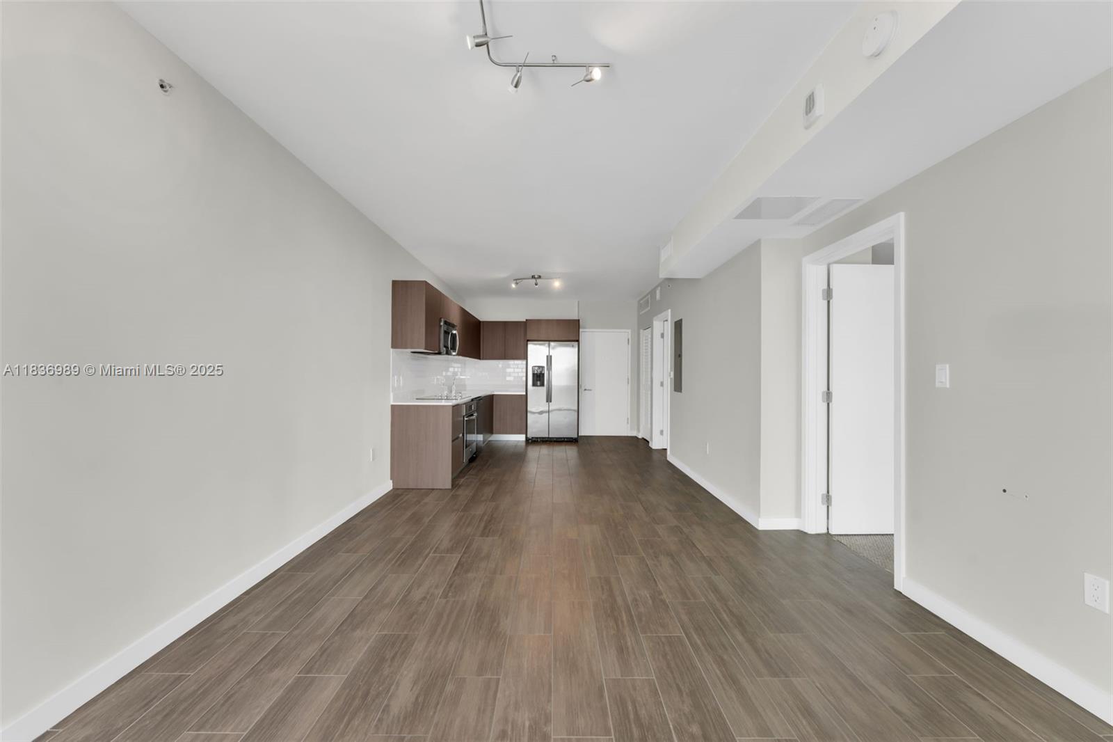 1600 SW 1st Ave 703