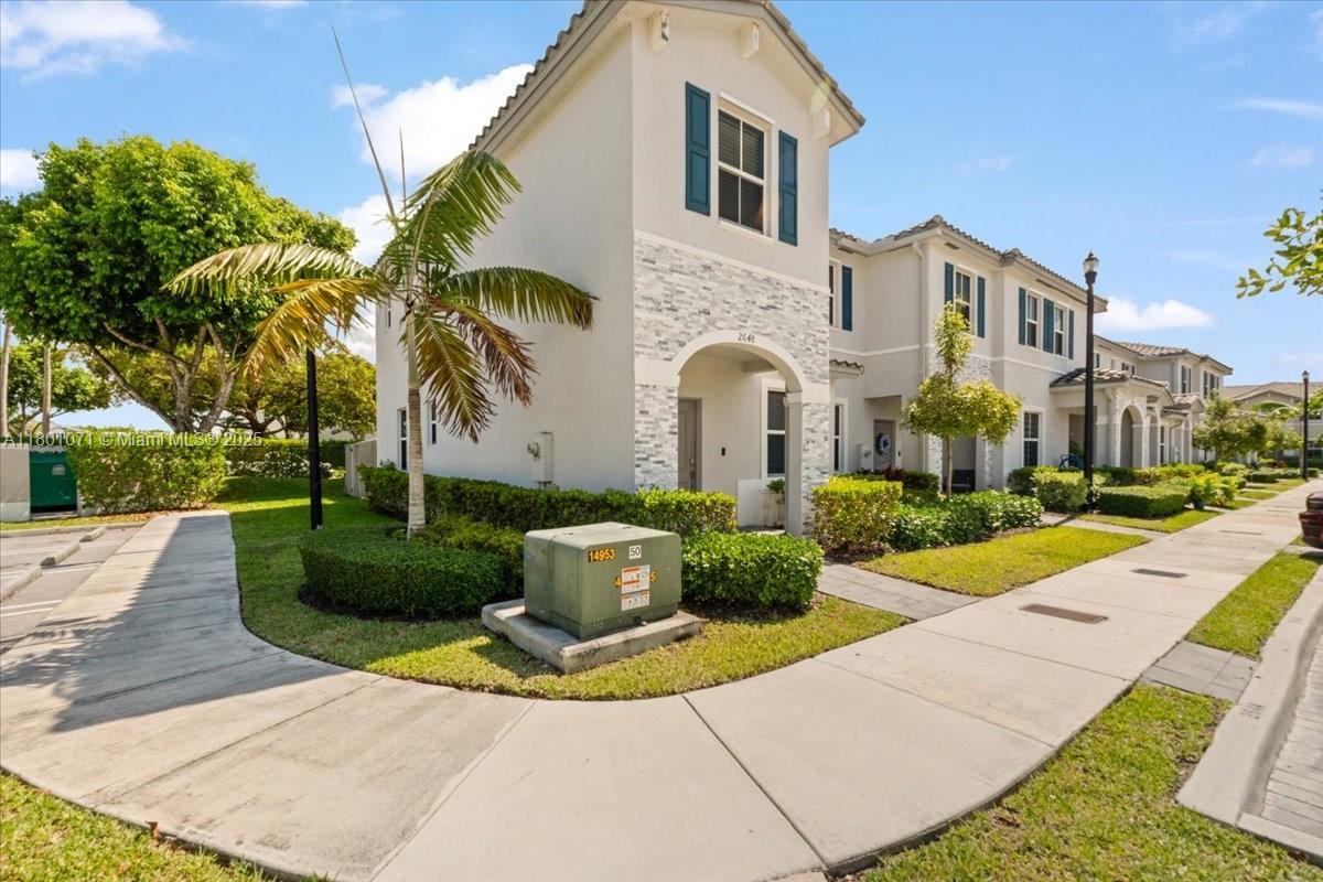 2648 Se 15th Ct 2648, Homestead, Miami-Dade County, Florida - 3 Bedrooms  
3 Bathrooms - 