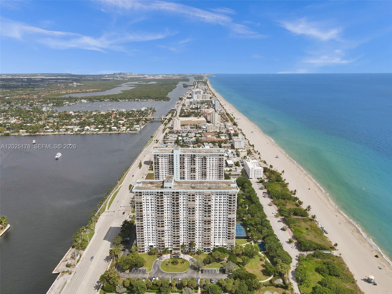 SUMMIT CONDO - Residential