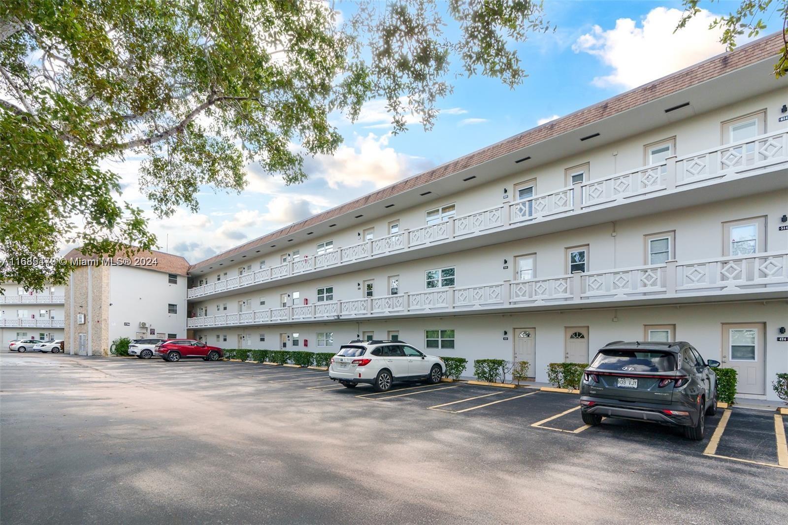 Property for Sale at 4706 Nw 36th St 616, Lauderdale Lakes, Broward County, Florida - Bedrooms: 2 
Bathrooms: 2  - $124,900