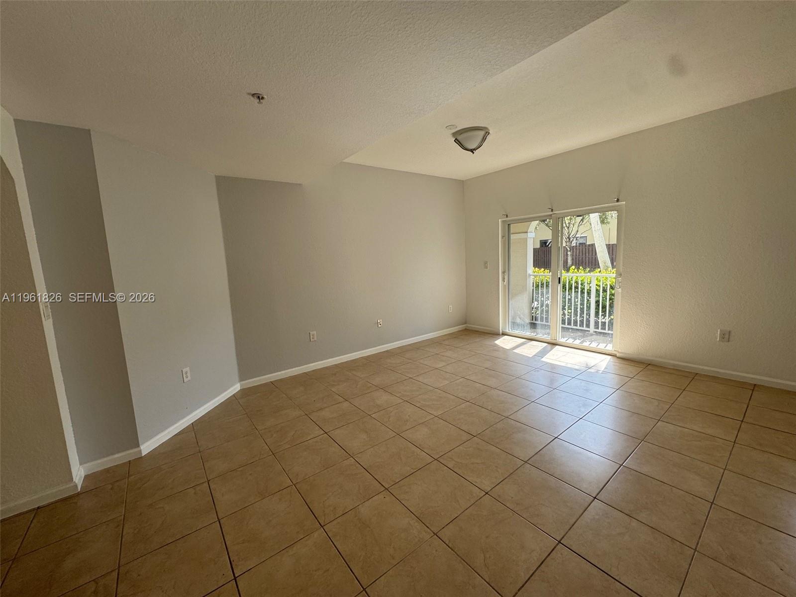 ST MORITZ AT DORAL CONDO - Residential