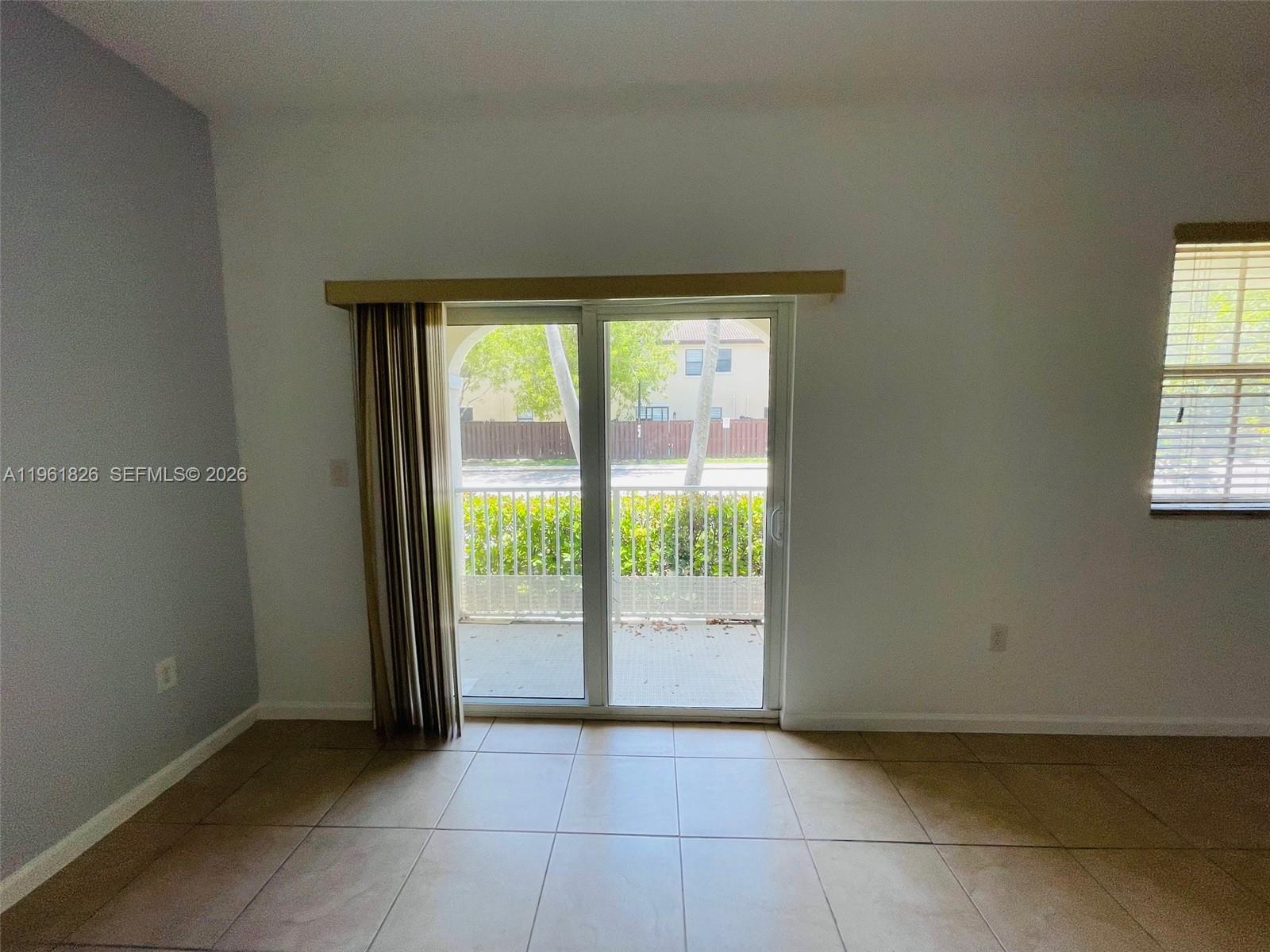 ST MORITZ AT DORAL CONDO - Residential