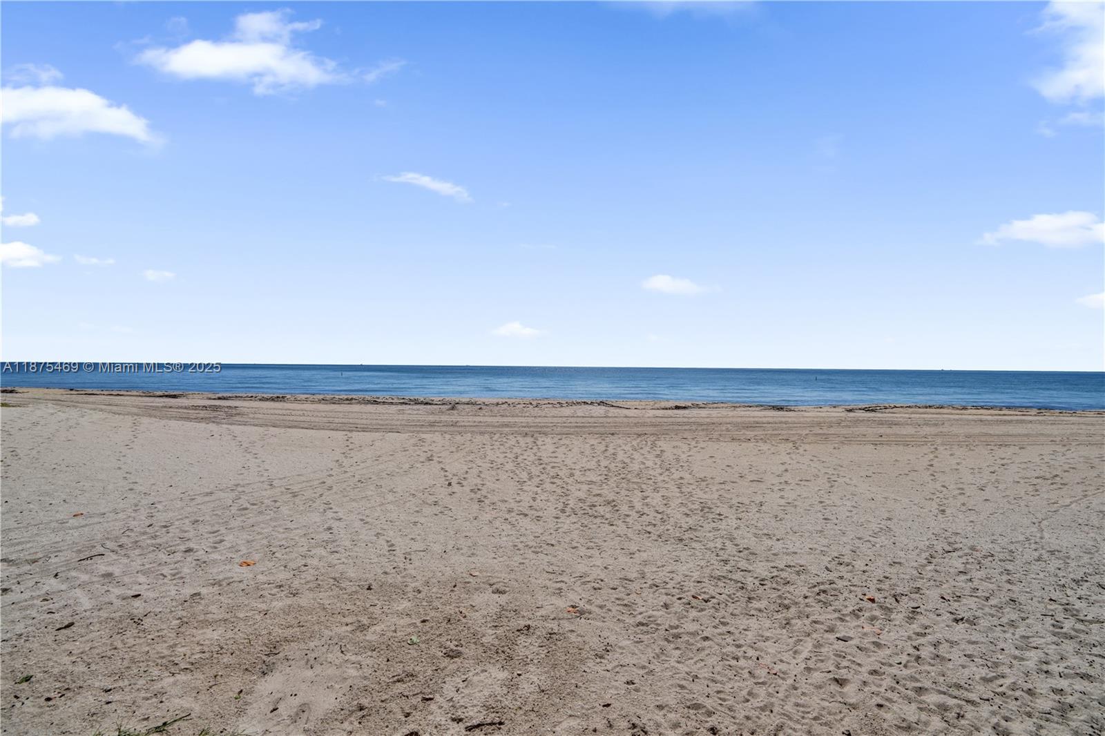 LEISURE TOWERS CONDO - Residential Lease