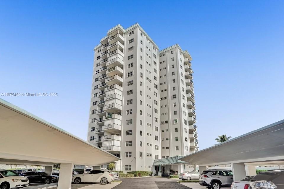 LEISURE TOWERS CONDO - Residential Lease