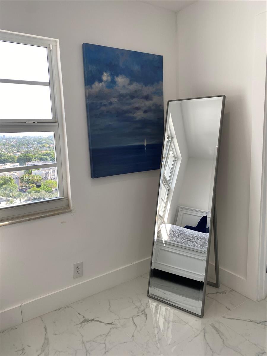 LEISURE TOWERS CONDO - Residential Lease