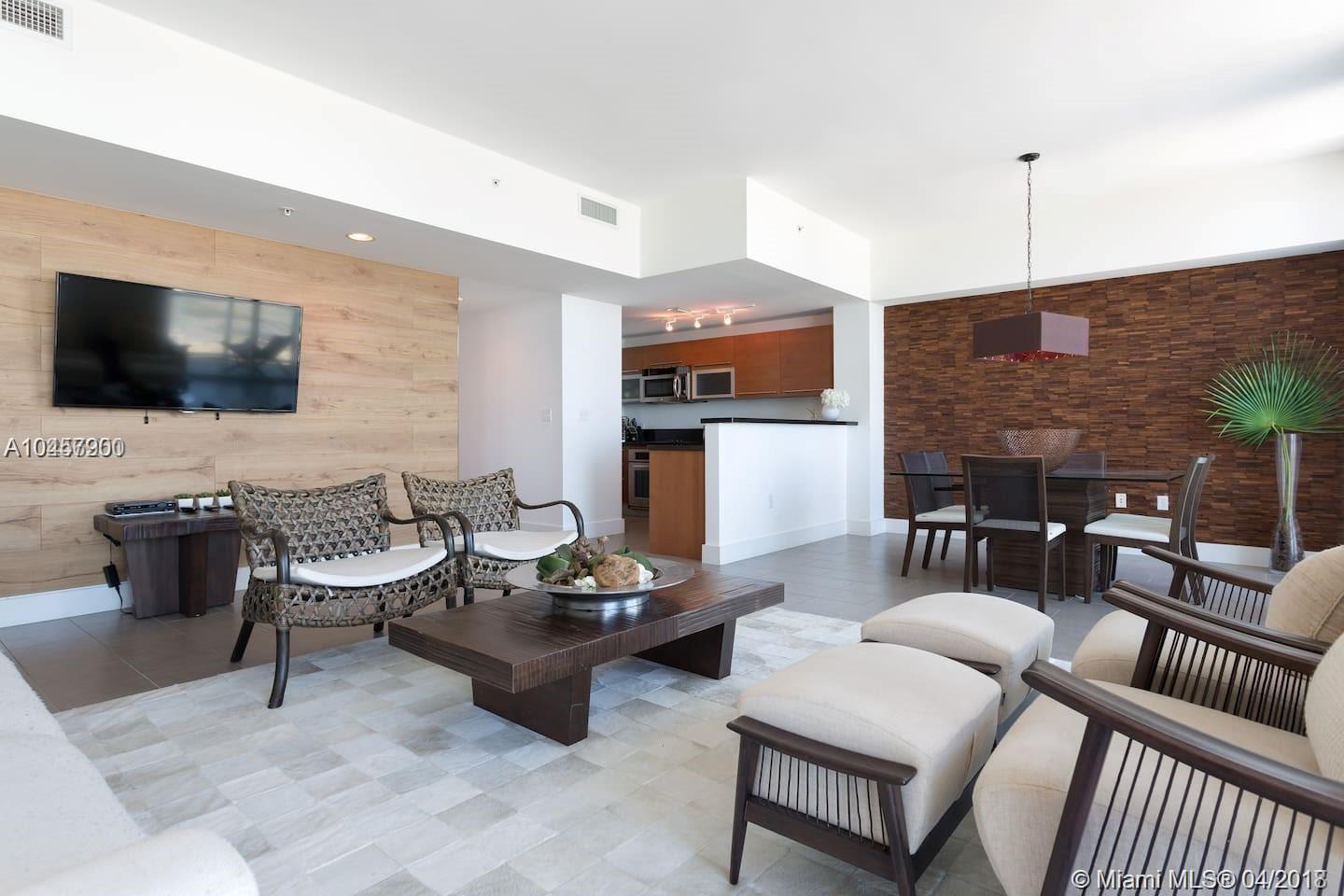 VIZCAYNE NORTH CONDO - Residential Lease