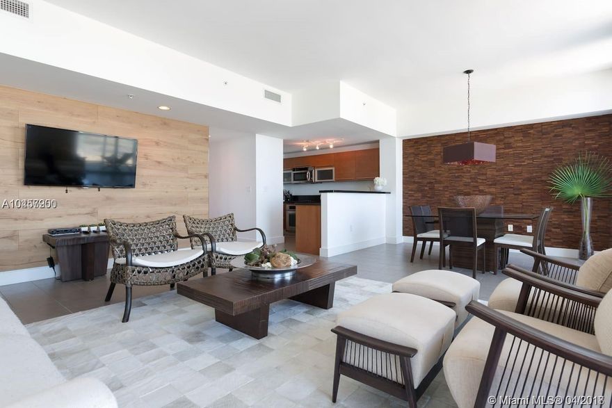 Gorgeous BAY VIEWS from this 47nd floor Luxury Condo at Vizcayne North Tower. 2 bed/2 bath, spacious kitchen with SS appliances, with a great view. Washer/Dryer in unit. 2 balconies. Beautiful Master Bathroom, lots of closet space. Building offers amazing amenities, such as 4 pools with pool service, beautiful gym, SPA, community room with pool table and kitchen for catering. Step away from Miami Heat Arena (AAA Arena) & Bayside market place, walking distance from Whole foods. EASY TO SHOW - SHORT TERM AVAILABLE 30 DAY MIN - Price may vary for short terms.