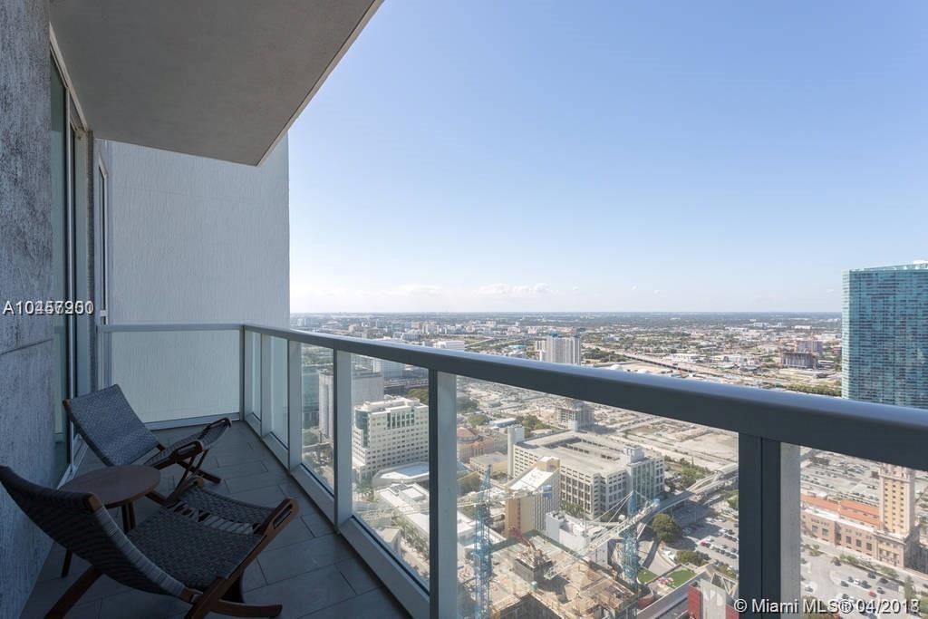 VIZCAYNE NORTH CONDO - Residential Lease