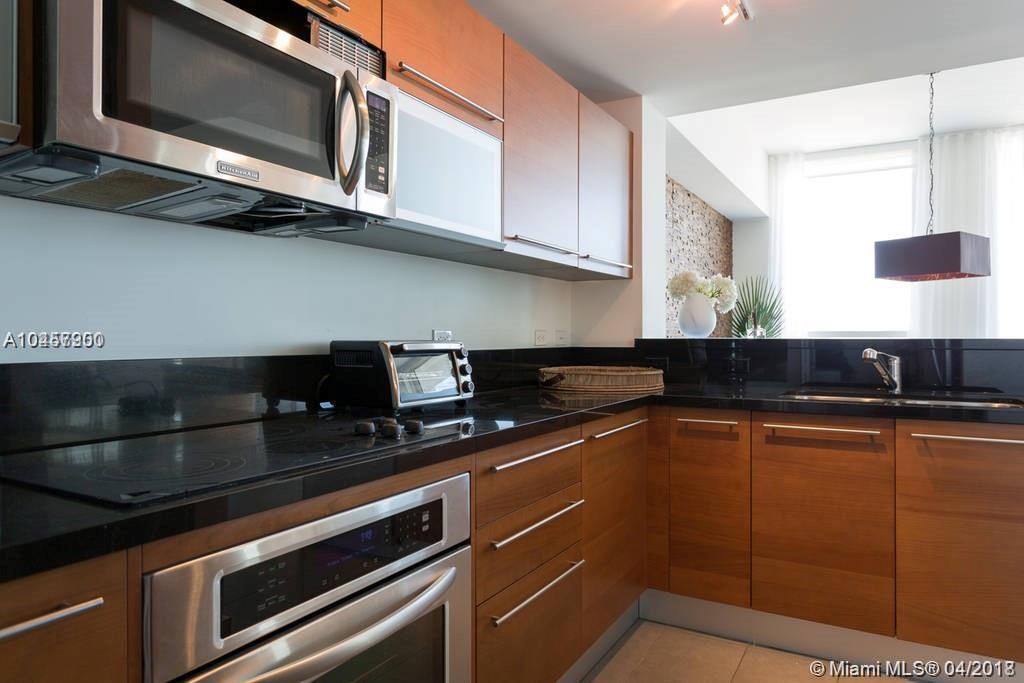 VIZCAYNE NORTH CONDO - Residential Lease