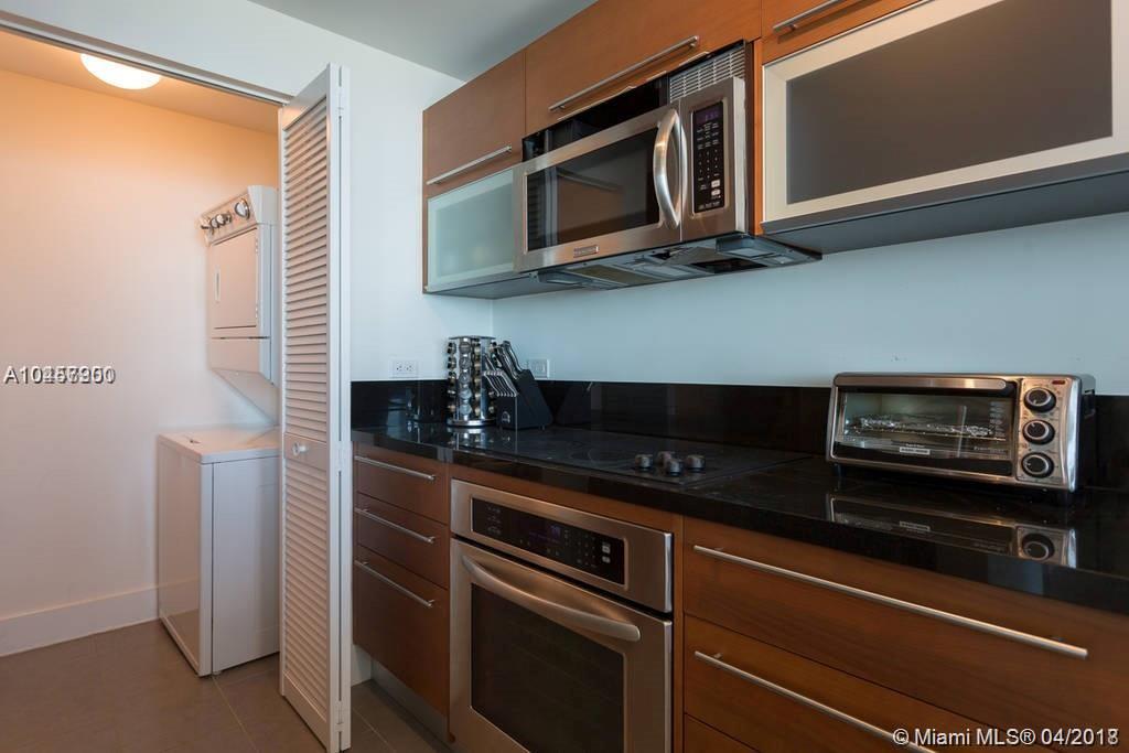 VIZCAYNE NORTH CONDO - Residential Lease