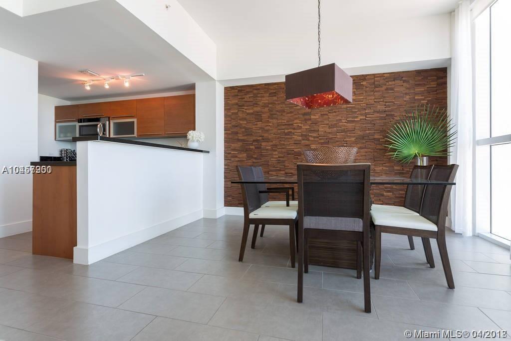 VIZCAYNE NORTH CONDO - Residential Lease