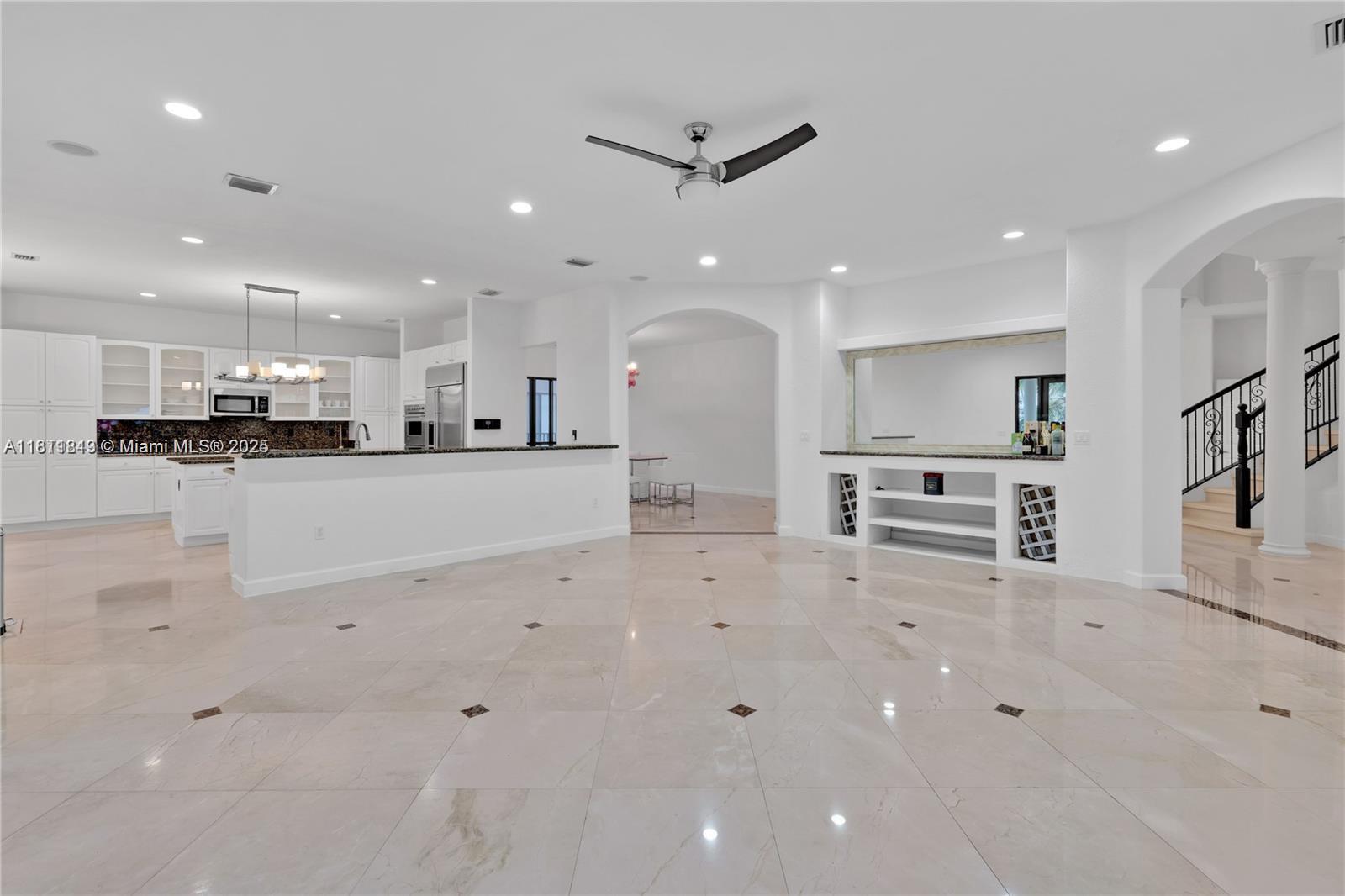 CUTLER CAY - Residential