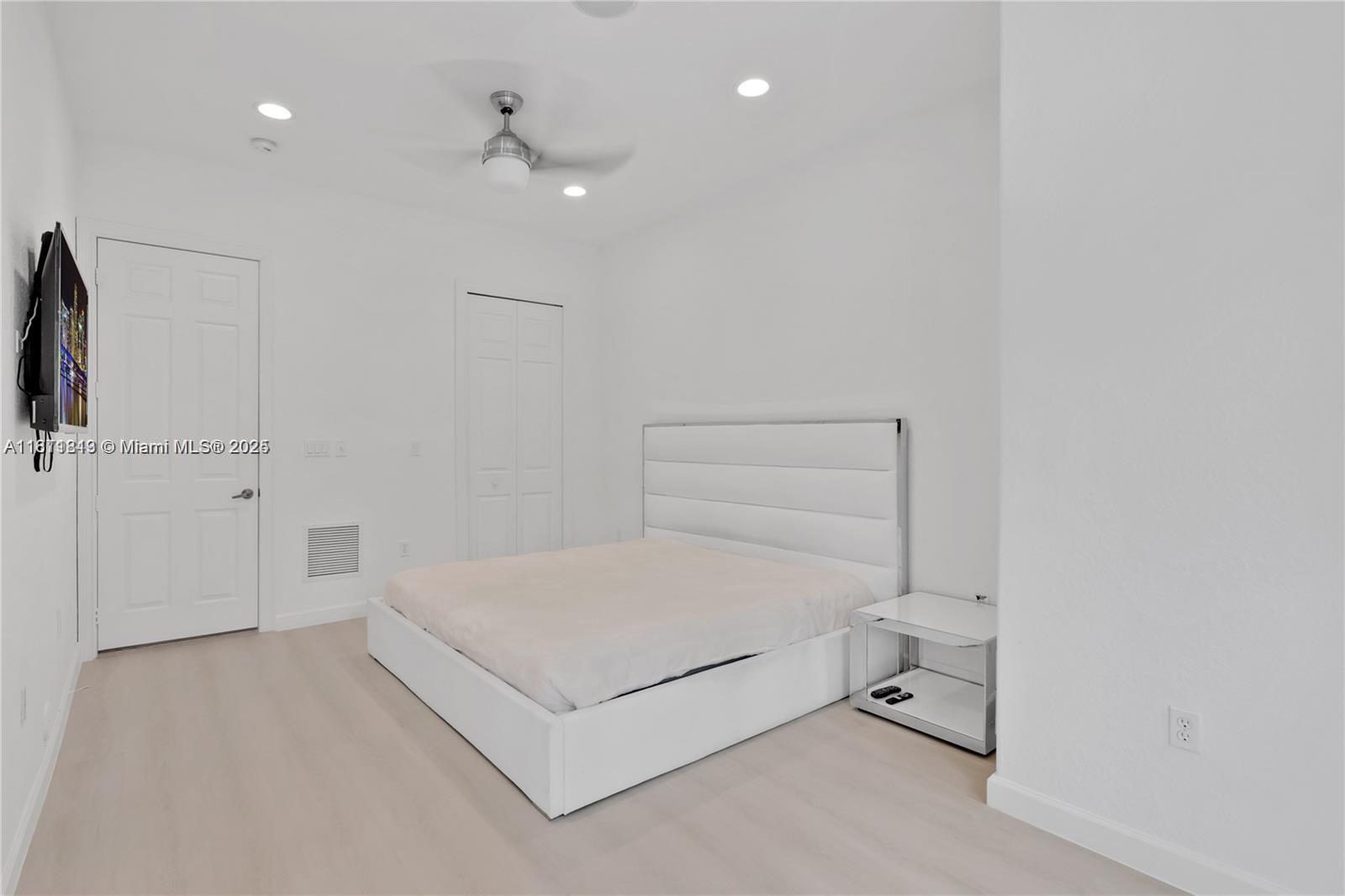 CUTLER CAY - Residential