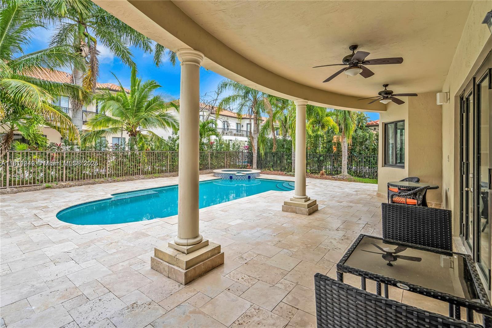 CUTLER CAY - Residential