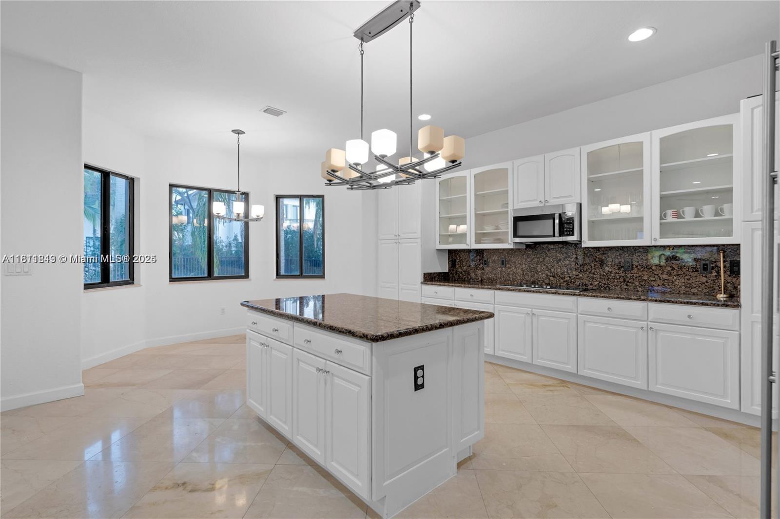 CUTLER CAY - Residential
