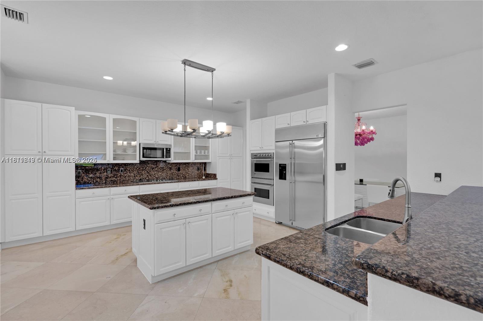 CUTLER CAY - Residential
