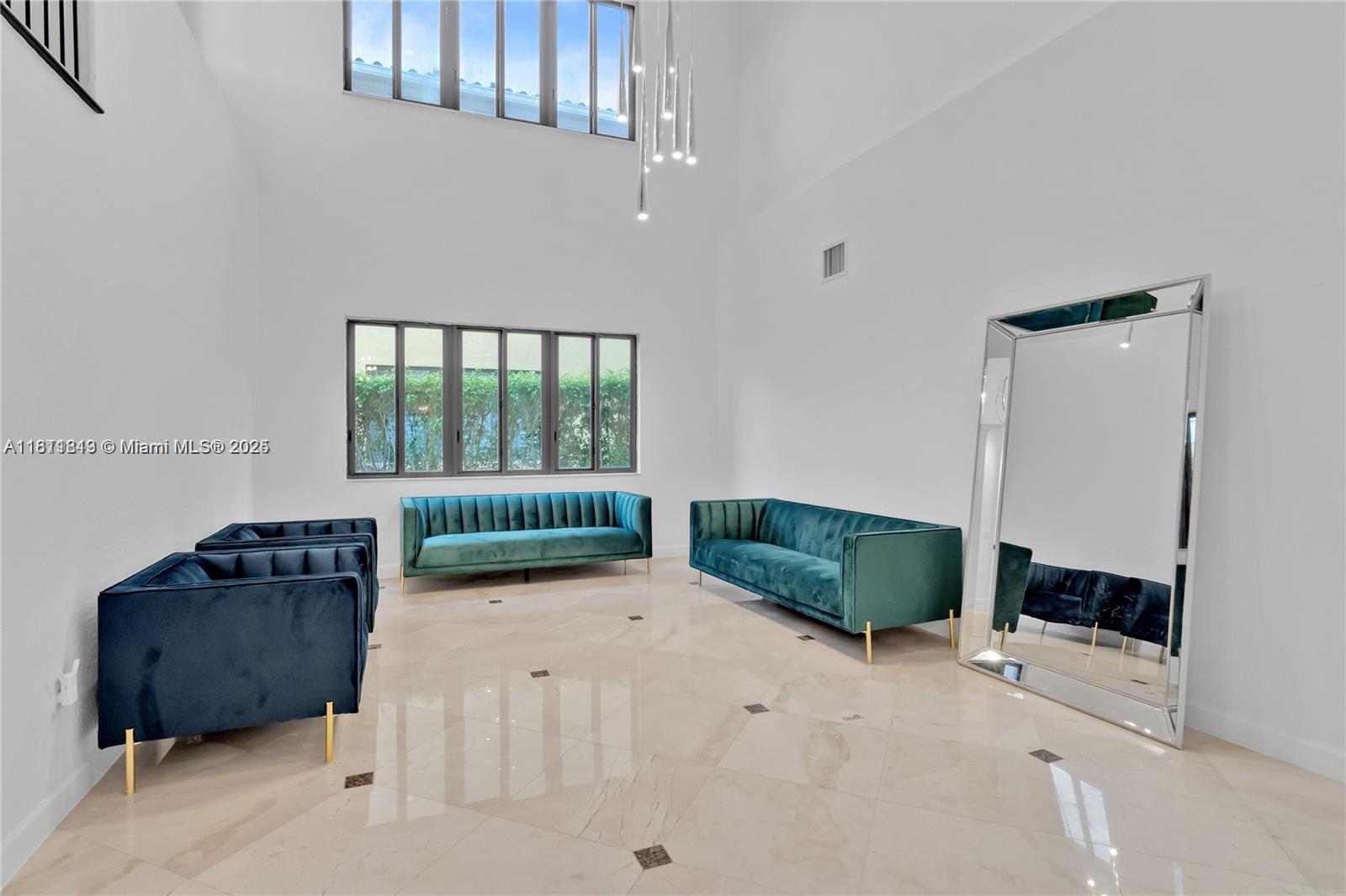CUTLER CAY - Residential
