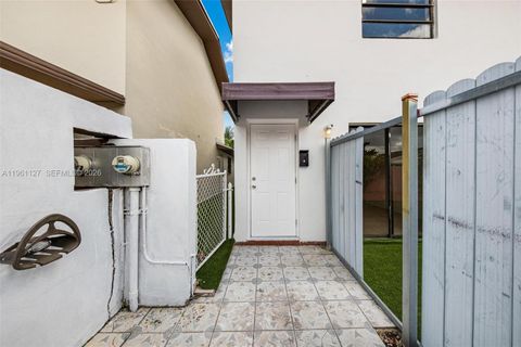 1283 W 42nd St 2 Hialeah FL 33012