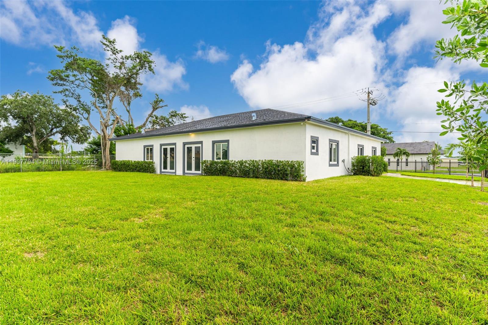 RICHARDS SUB - Residential Lease