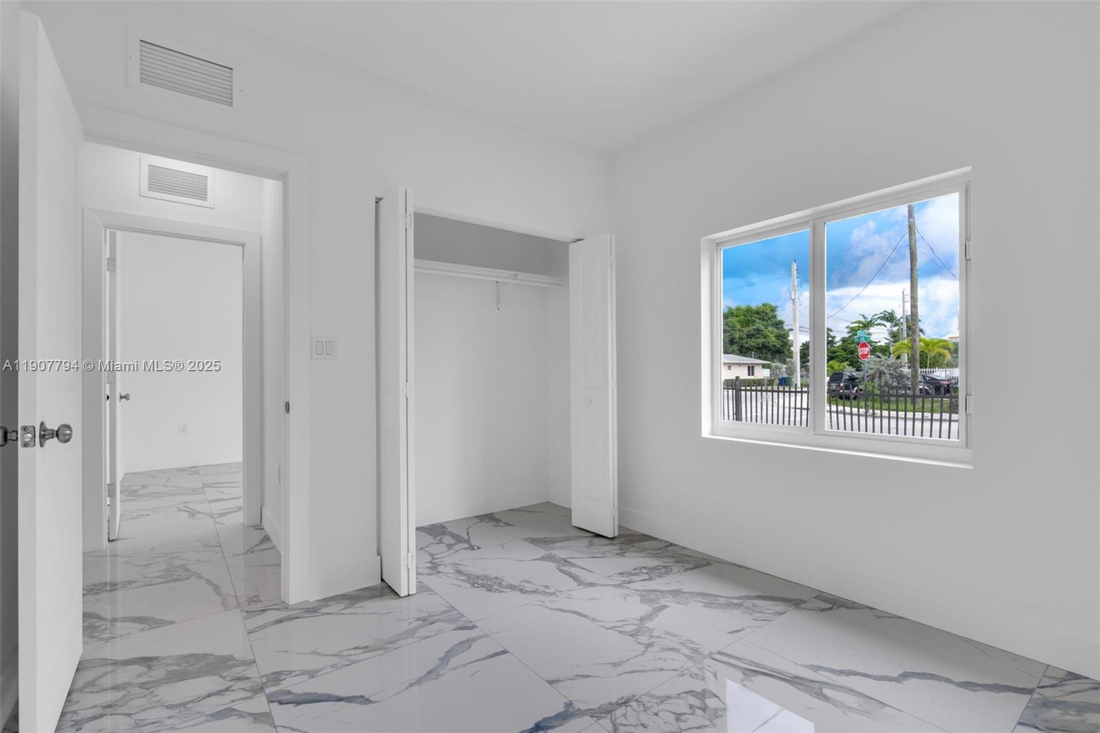 RICHARDS SUB - Residential Lease