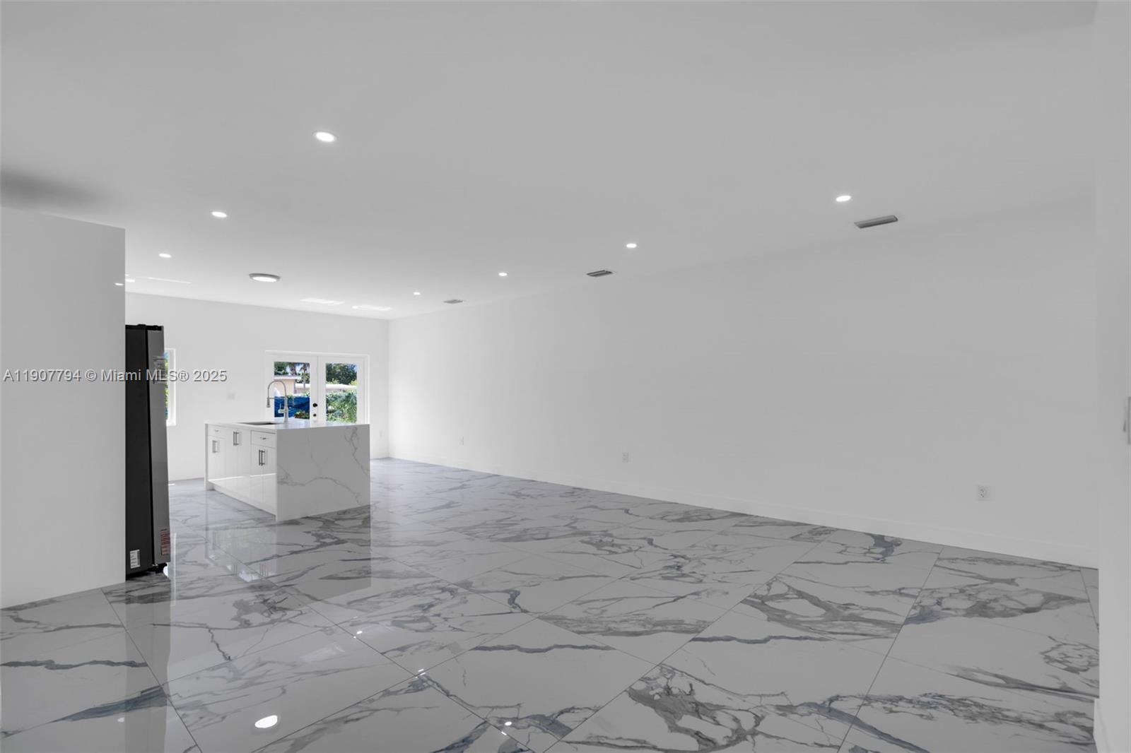 RICHARDS SUB - Residential Lease